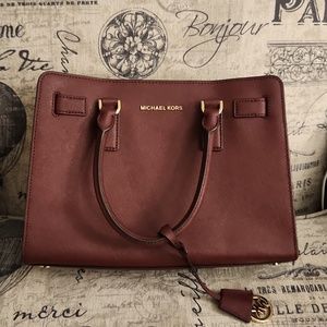 Michael Kors hand bag